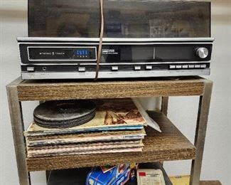 8-tracks and 8 track stereo