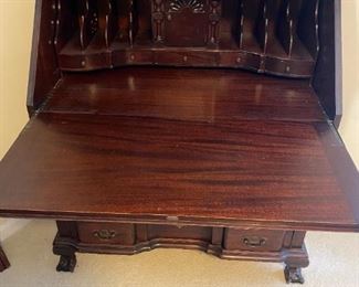 Pre-Sale option available. Message hvogelbacker@bluemoonestatesales.com for pricing and pick up information.