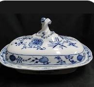 Antique Meissen Blue Onion rectangular serving bowl 