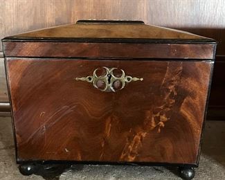 Stunning flame mahogany tea caddy with ebony and brass inlay circa 1760 with an appraisal of $1800
