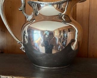 Lovely water pitcher circa 1920 in the Georgian style 