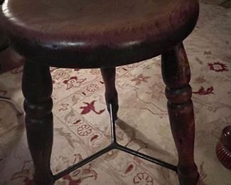 Important 17th C stool with iron stretcher 