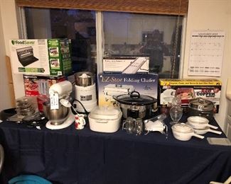 Waring Commercial Citrus Juicer, Food Saver, Crock Pot, Vintage Corning Ware  - Blue Cornflower, Kitchen Aid Mixer, Professional Mandoline, Chafing Dish