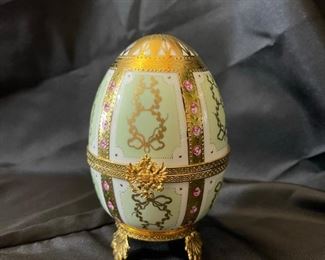Faberge Egg "Love Doves"