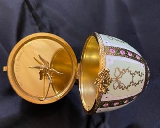 Faberge Egg "Love Doves"