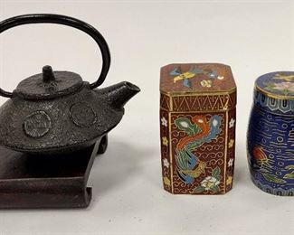 MINIATURE JAPANESE CAST IRON TEA POT AND TWO CLOISONNE' JARS