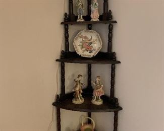 corner etagere 