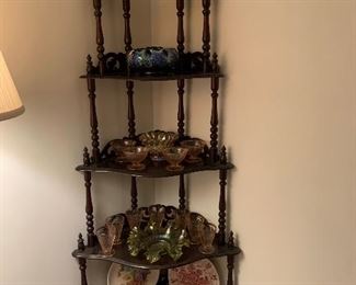corner etagere 