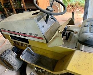 Sears lawn tractor lt/8E