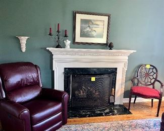 Smith Brothers of Berne, IN Leather Power Recliner