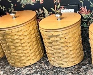 Basket canisters