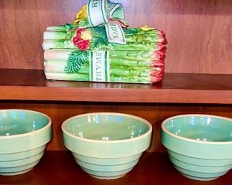 Adorable Fitz & Floyd Covered Asparagus dish and three greenware mixing bowls