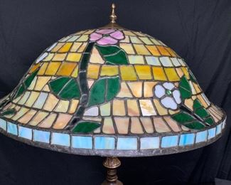 Pink & White Flower Motif Leaded Glass Shade
