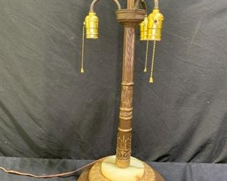 Antique Clover 3-Light Marble Base Table Lamp