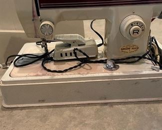 Necchi Alco Sewing Machine no case or accessories