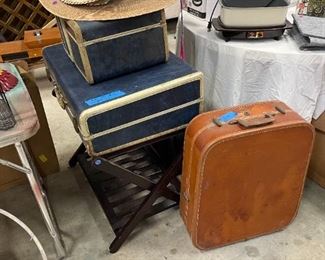 1950's Samsonite Luggage Blue/White