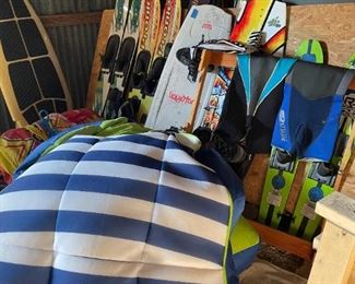 BIG JOE Pool/Lake Floats  Water Ski Equipment, Surfboard, Wakeboard, Skis, Wet Suits