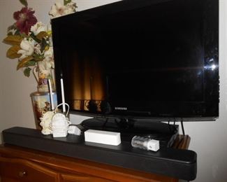 Flat Screen TV & Sound Bar