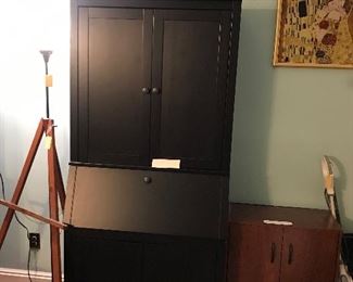 Items Located In 1st Floor Living Room