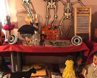 Items Located In 1st Bedroom