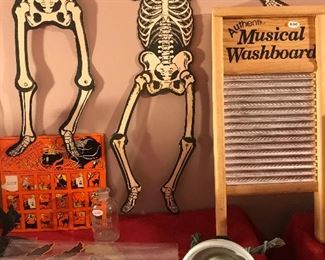 Items Located In 1st Bedroom