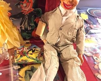 Items Located In 1st Bedroom