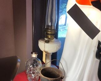 Items Located In 1st Bedroom