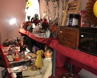 Items Located In 1st Bedroom