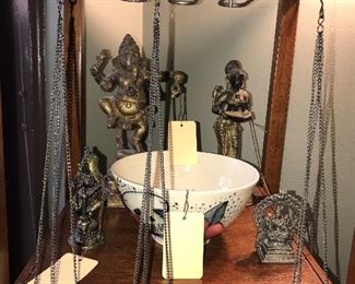 Items Located In The Dining Room