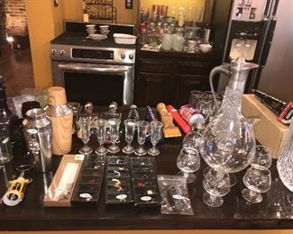 Items Located In The Bar Area