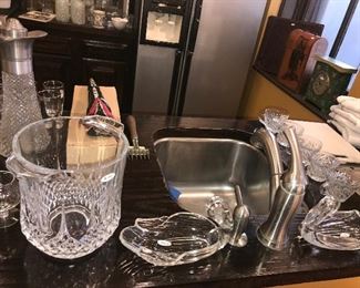 Items Located In The Bar Area