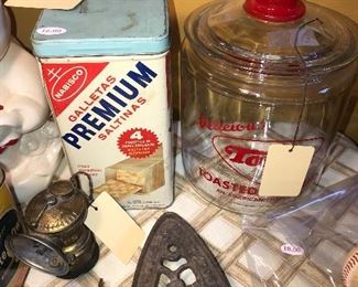 Items Located In The Bar Area