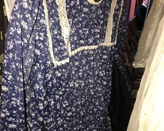 Items Located In The Living Room On the 2nd Floor