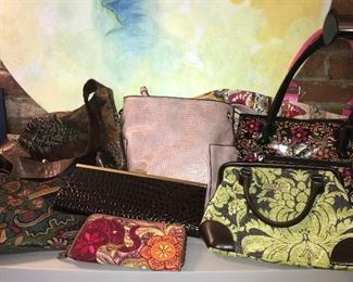 Items Located In The Living Room On the 2nd Floor