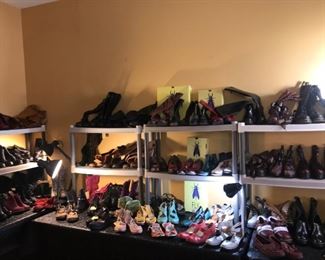 Items Located In The Living Room On the 2nd Floor