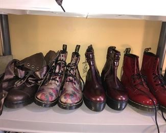 Items Located In The Living Room On the 2nd Floor