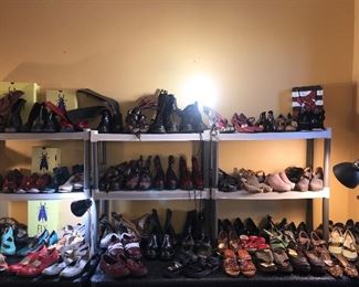 Preview Photo ~ Items Located In The 2nd Floor Living Room 