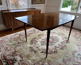 Broyhill Sculptra Walnut MCM dining table with 2 leaves  66"L x 40"W x 30"H - 2 additional leaves 12"L each