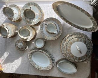 Noritake porcelain China set #5486 (92pc)