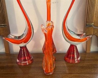 Handblown glass swans and vases 