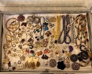 Costume, gold & silver jewelry