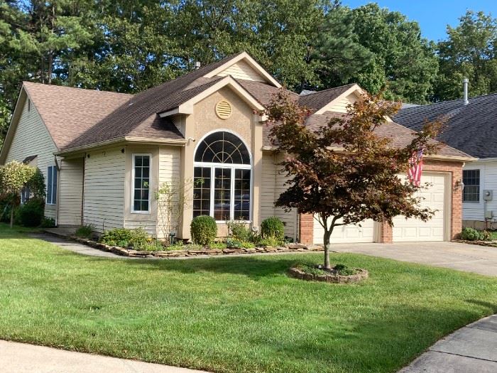 Estate Sale Greenbriar Woodlands, Toms River NJ starts on 10/29/2022