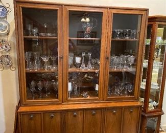 China cabinet 