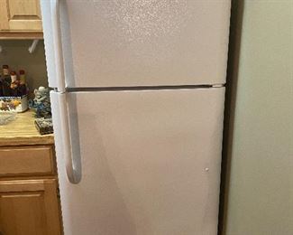 Kenmore refrigerator 