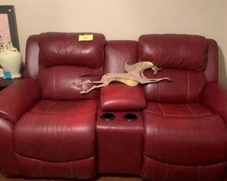 Reclining sofa