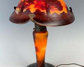 112 MULLER FRES CAMEL LAMP