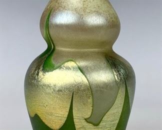 113a TIFFANY MINIATURE VASE