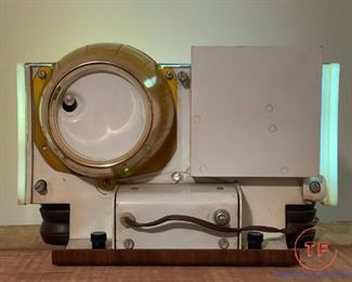 1960's SCHLITZ Beer Lighted Barrel Clock with Bubbler Motion