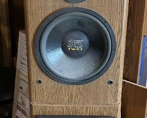Vintage KLH AV4001 Speakers