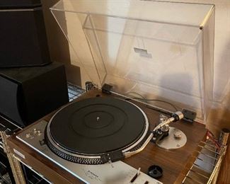 PIONEER PL-530 Turntable